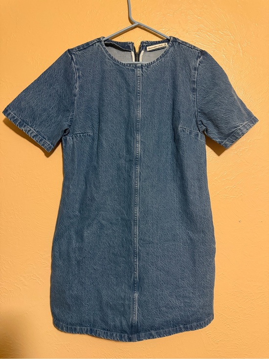 Abercrombie & Fitch Dresses & Skirts - Abercrombie & Fitch Denim Blue Short-Sleeve Midi Dress